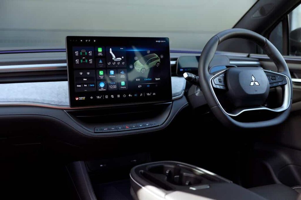 ASX VR e Interior Screen C ScaleWidthWzEwNjRd 1